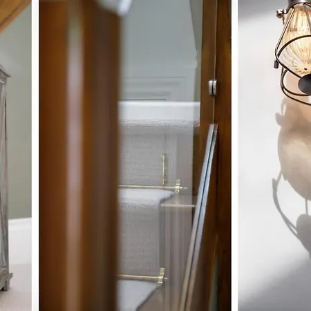 Luxury Village House Sleeps 14, Dog Friendly Holiday home Bilbrough